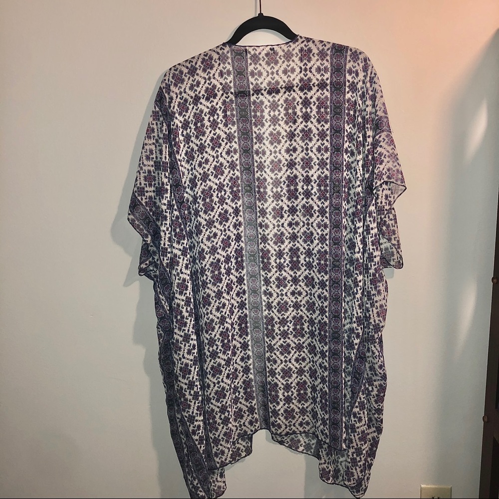 Geometric Cardigan - Picture 2 of 3